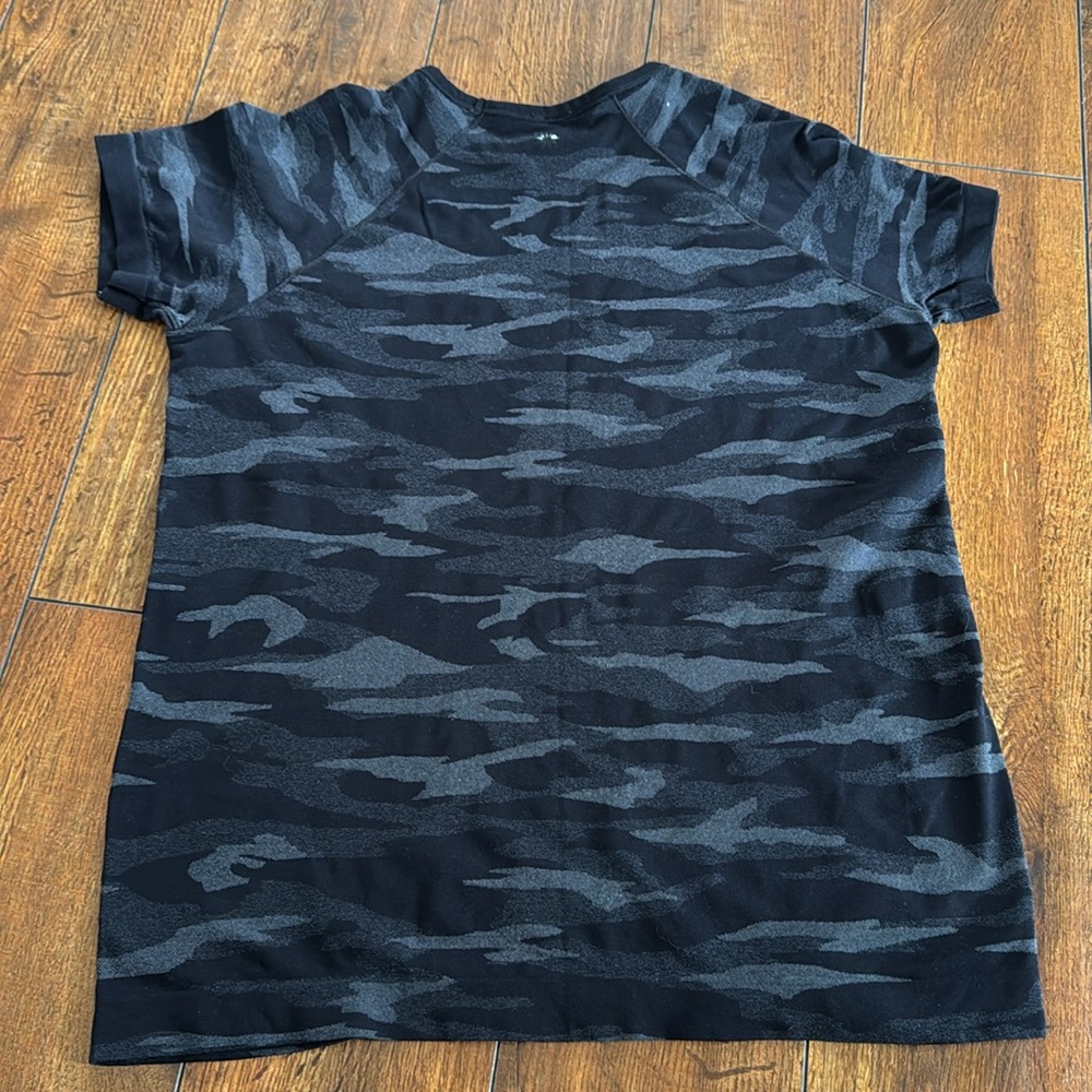 Athena Camouflage Fitted Tee - Picture 3 of 4